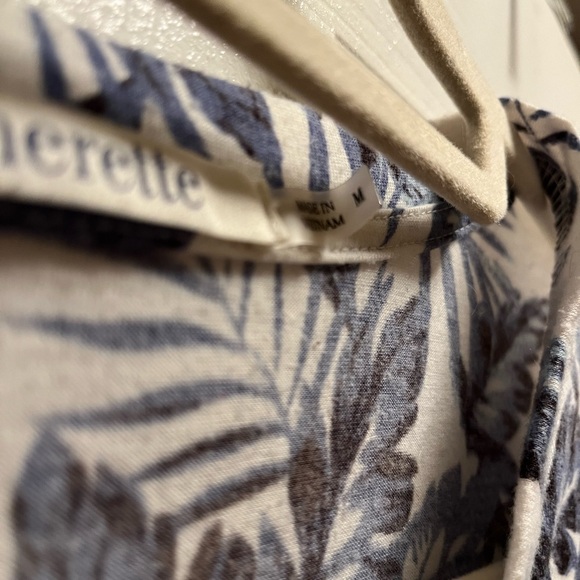 Women's Short Sleeve Tropical Print Tee - Blue and Gray - Picture 4 of 5